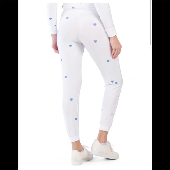 HP 🎉🎉🎉 NWT Chaser Cozy Heart Lounge Set*